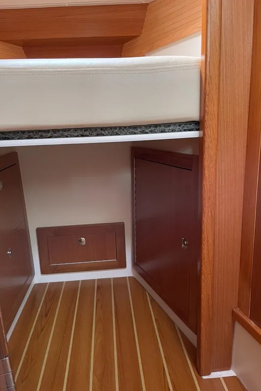 2021 Catalina 315