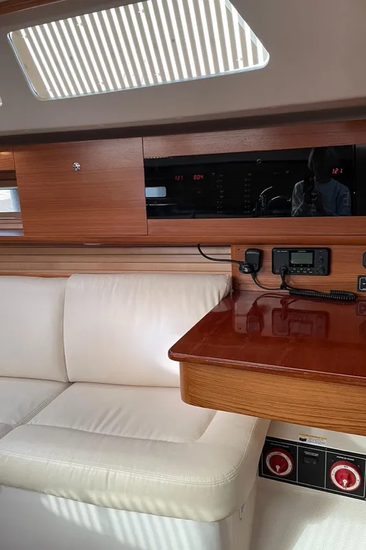 2021 Catalina 315