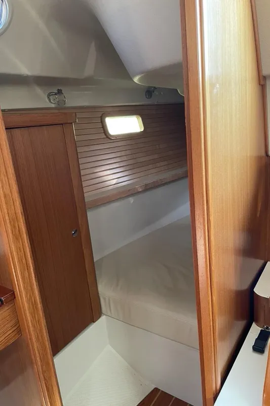 2021 Catalina 315