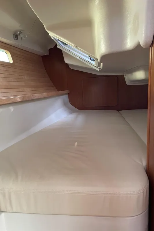 2021 Catalina 315