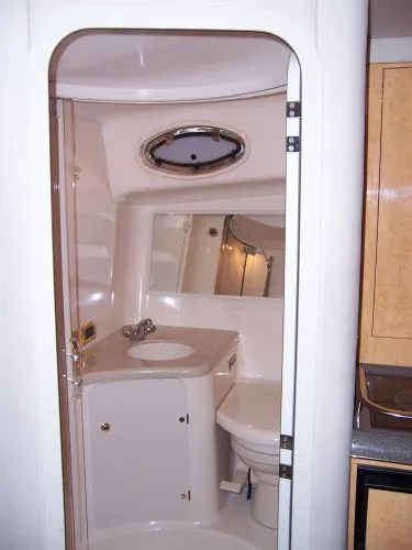 1998 Sea Ray 370 EC