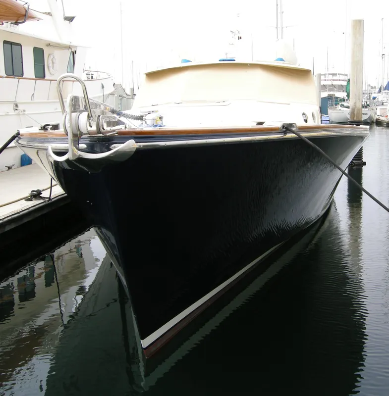 Bow in slip