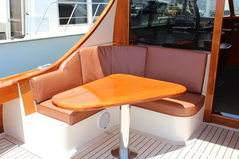 Aft deck table 2