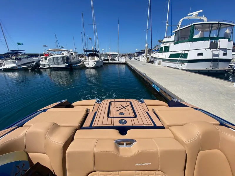 2021 MasterCraft X26