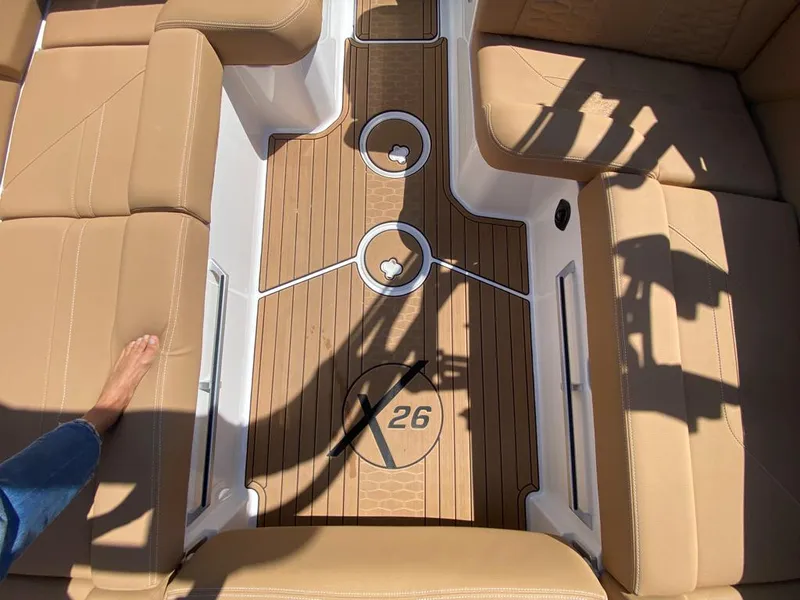 2021 MasterCraft X26