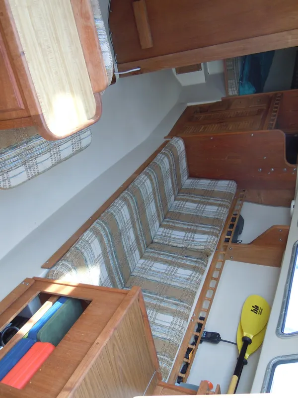 1984 Catalina 30