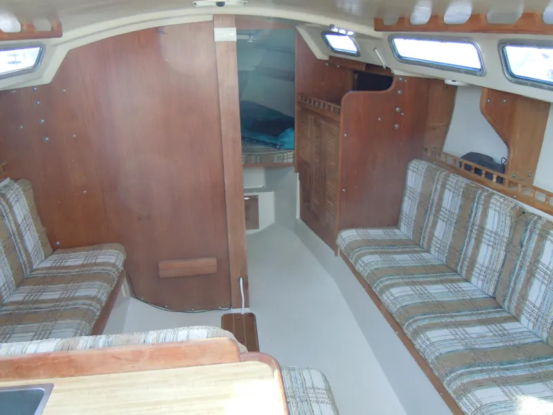 1984 Catalina 30