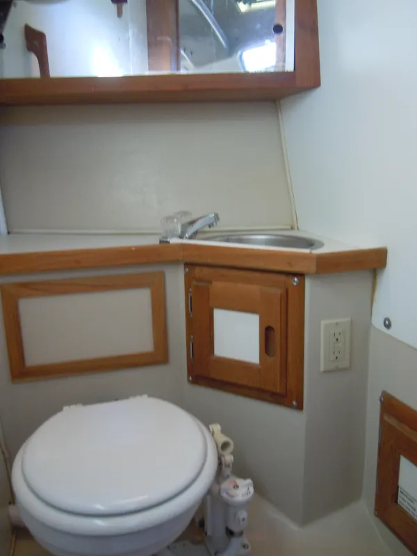 1984 Catalina 30