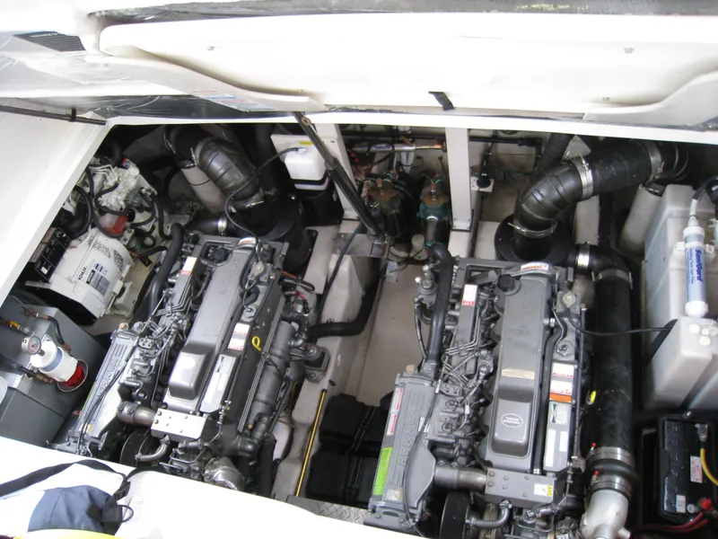 2005 SEA RAY "DIESELS" Sundancer 360