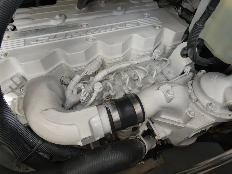 2011 Meridian 441 Sedan