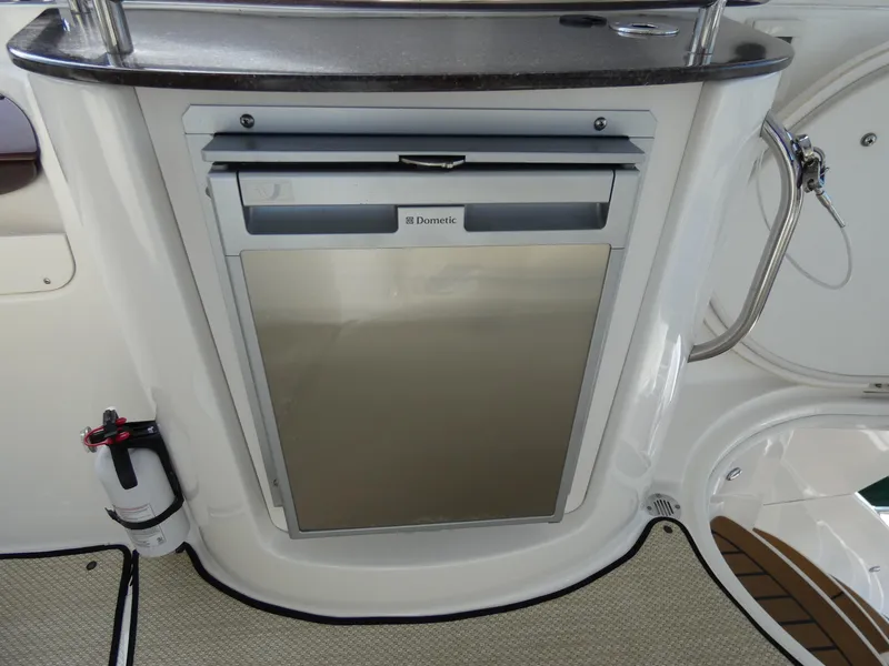 2011 Meridian 441 Sedan