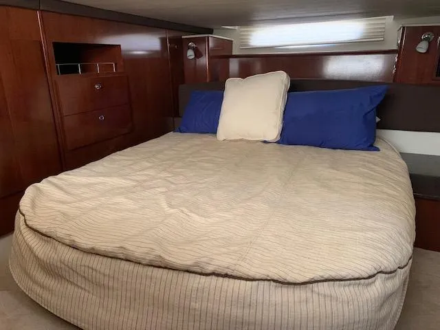 2011 Meridian 441 Sedan