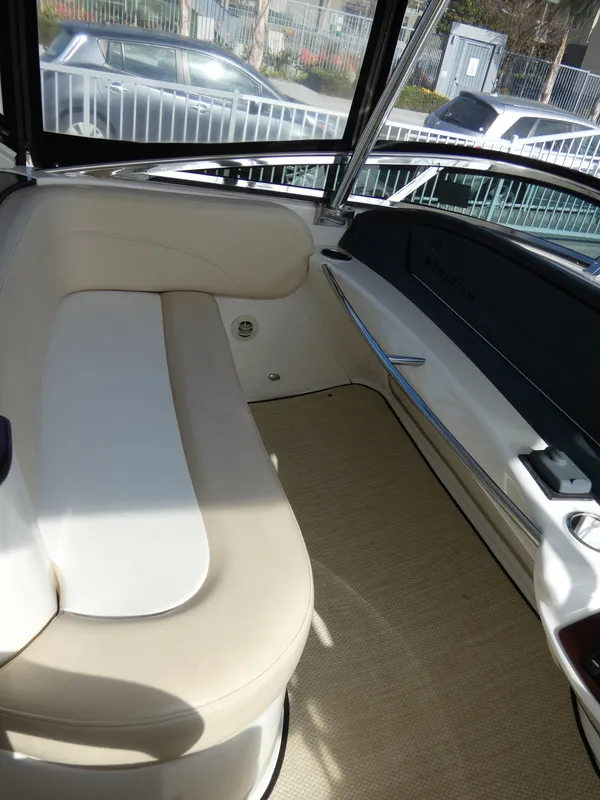 2011 Meridian 441 Sedan