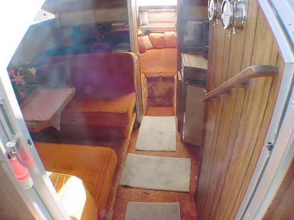 1979 Sea Ray SRV300 express