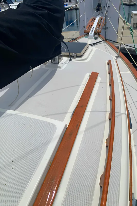 1984 Pacific Seacraft Flicka 20
