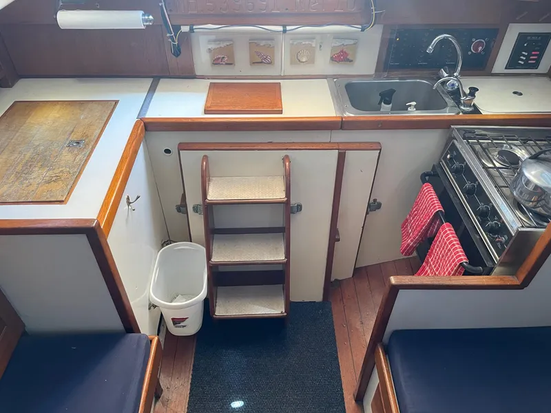 1972 Allied Seabreeze Yawl