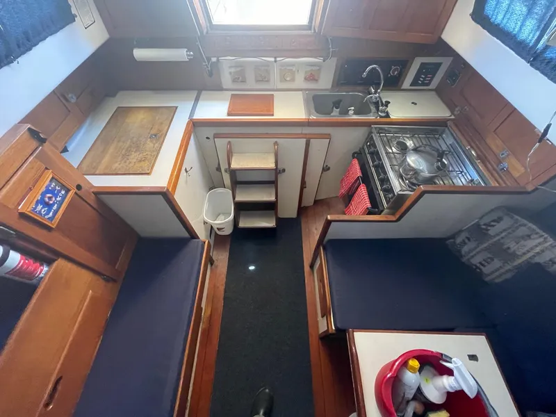 1972 Allied Seabreeze Yawl