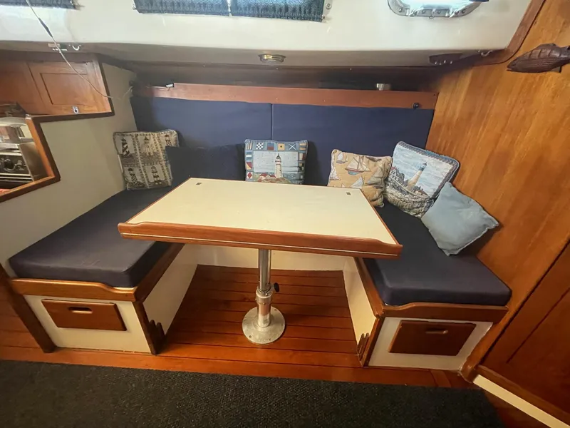 1972 Allied Seabreeze Yawl
