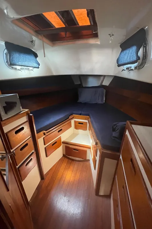 1972 Allied Seabreeze Yawl