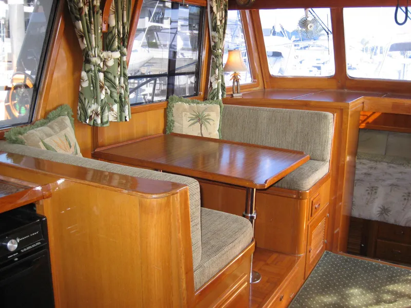Convertible Dinette