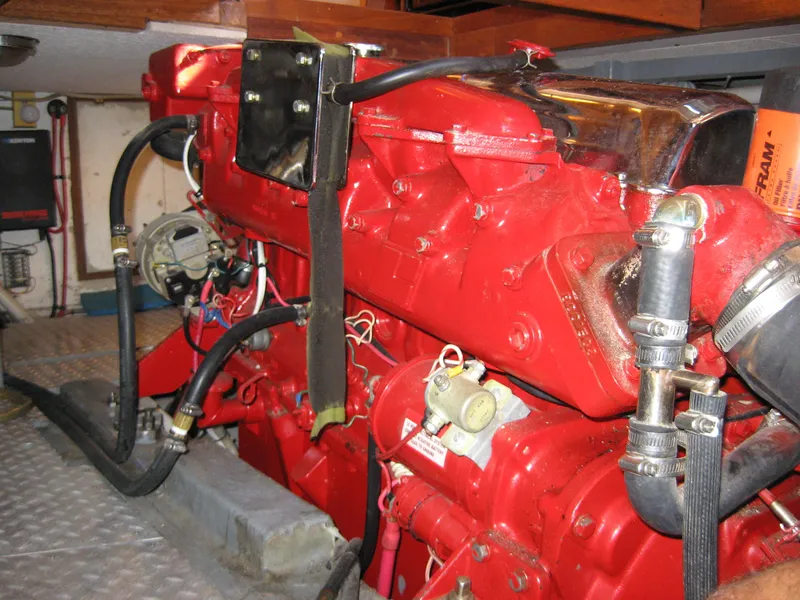Lehman Diesel, Port Side