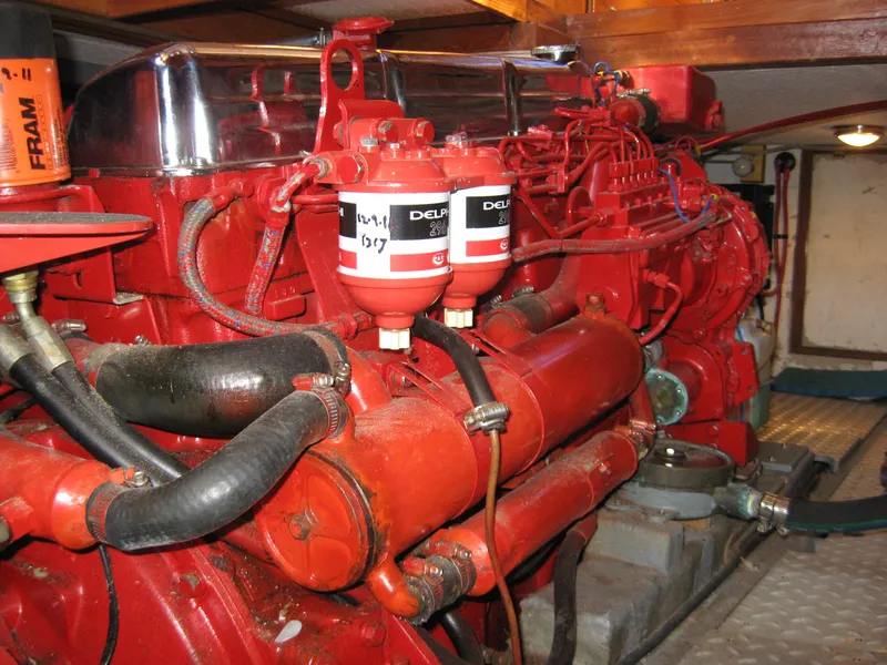 Lehman Diesel, Starboard Side