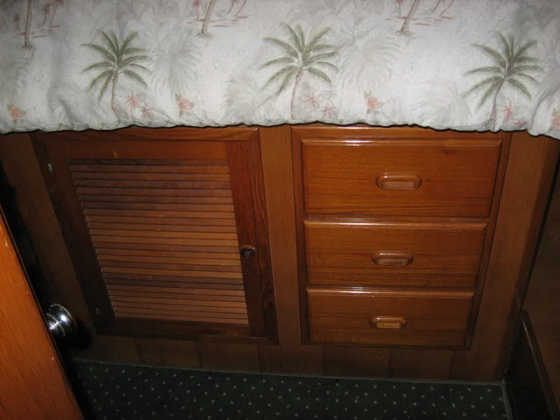Drawer Bank & Storage