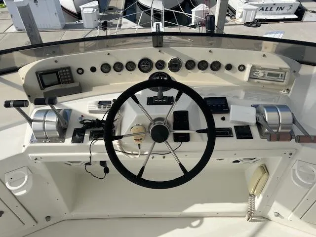 Flybridge Helm Station