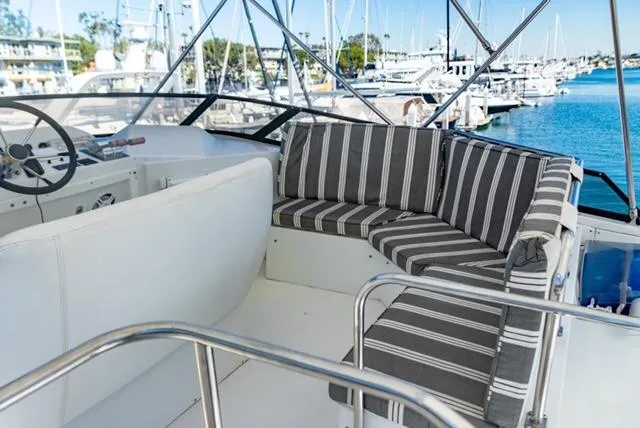 Flybridge Seating