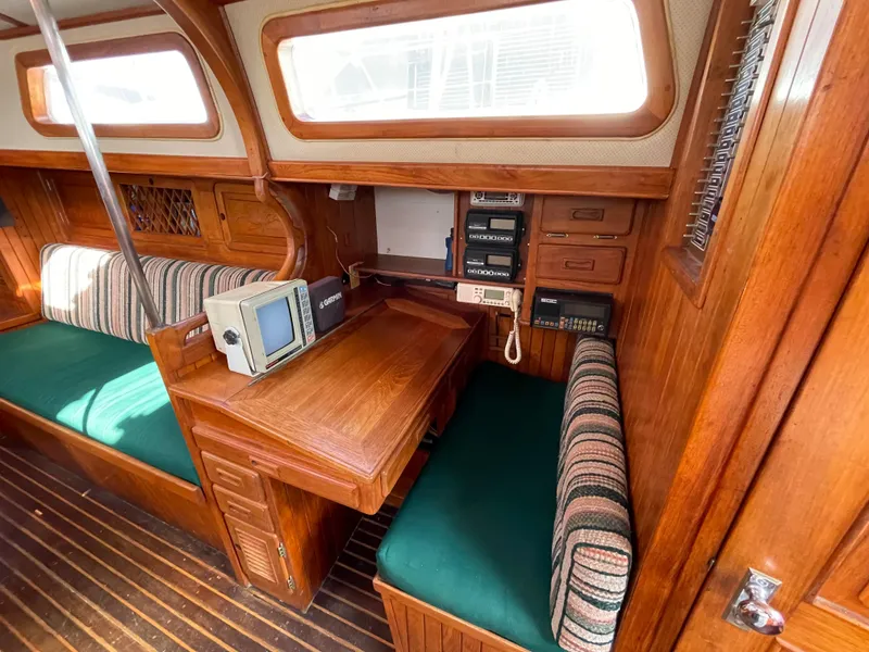1983 Perry 41