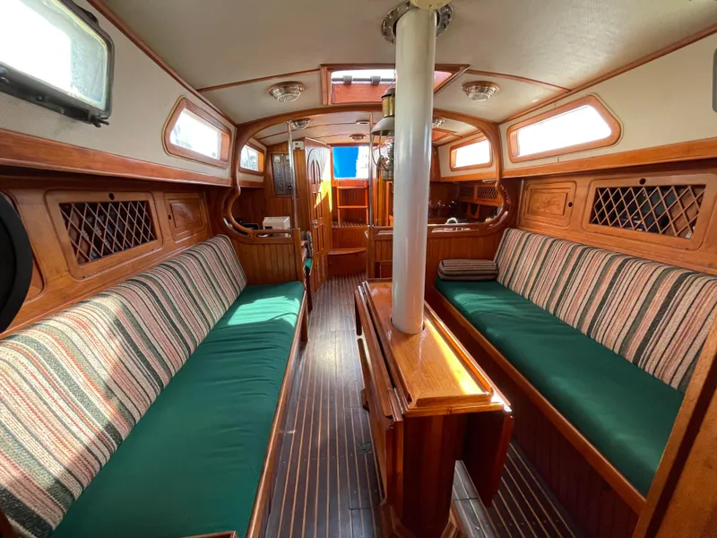 1983 Perry 41