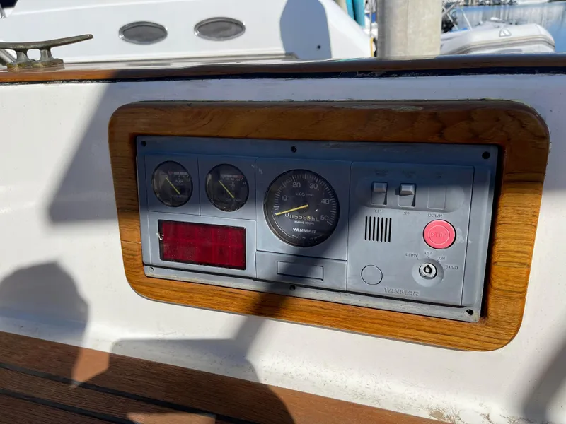 1983 Perry 41
