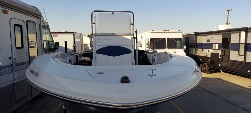 2019 Robalo R180 Center Console