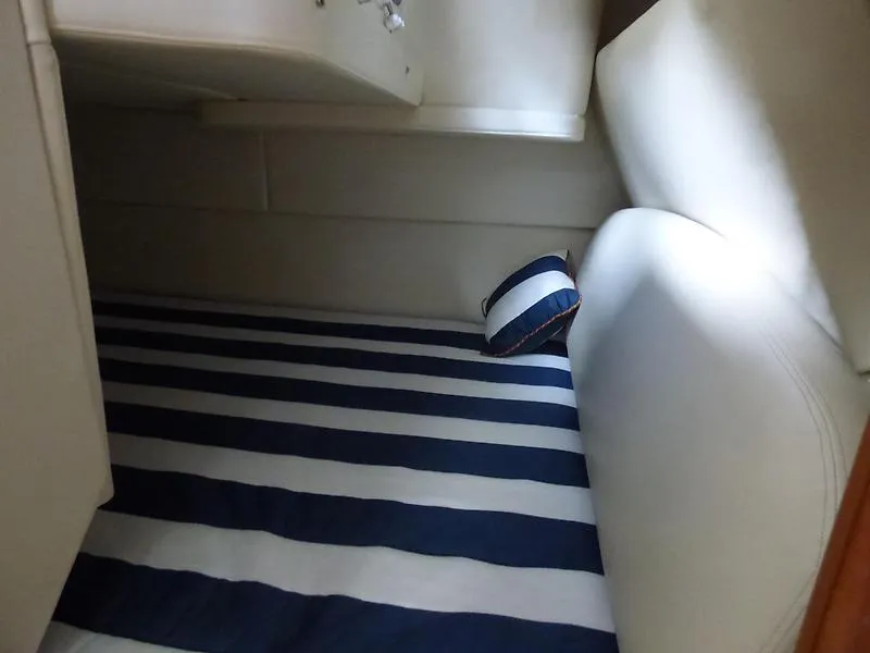 2008 Bayliner 285