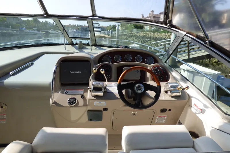 2006 Sea Ray Sundancer 320