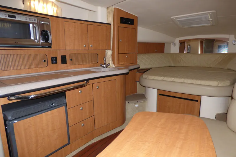 2006 Sea Ray Sundancer 320