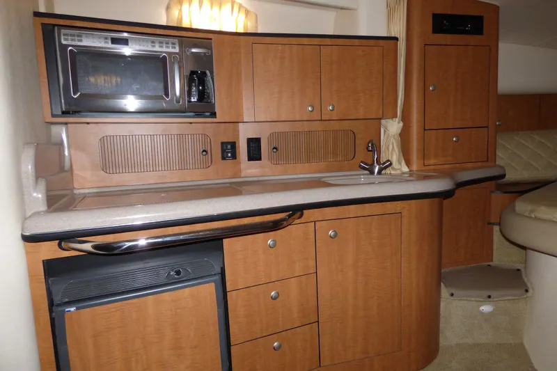 2006 Sea Ray Sundancer 320