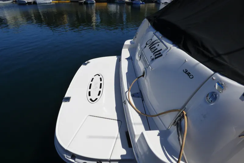 2006 Sea Ray Sundancer 320