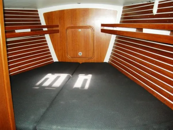 fwd berth