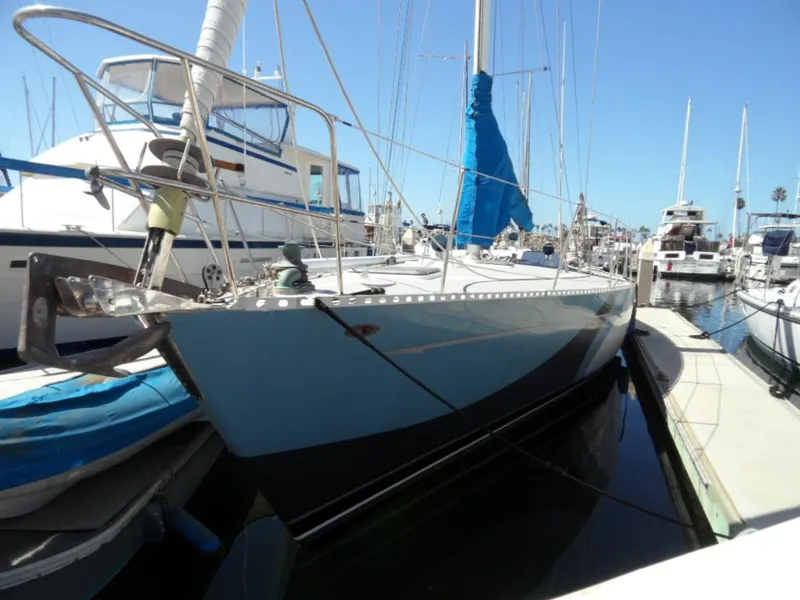 1982 Golden Wave 48 Sloop