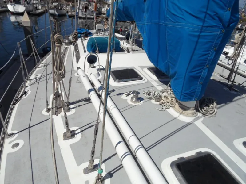 1982 Golden Wave 48 Sloop