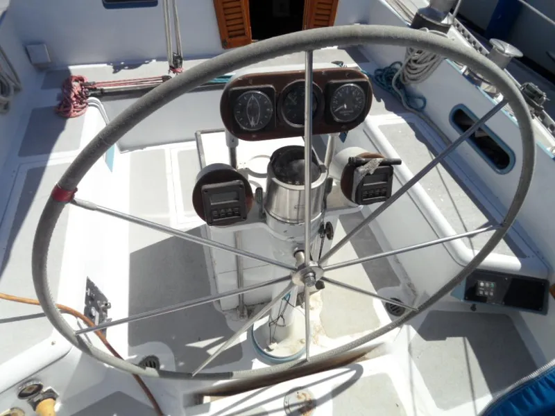 1982 Golden Wave 48 Sloop