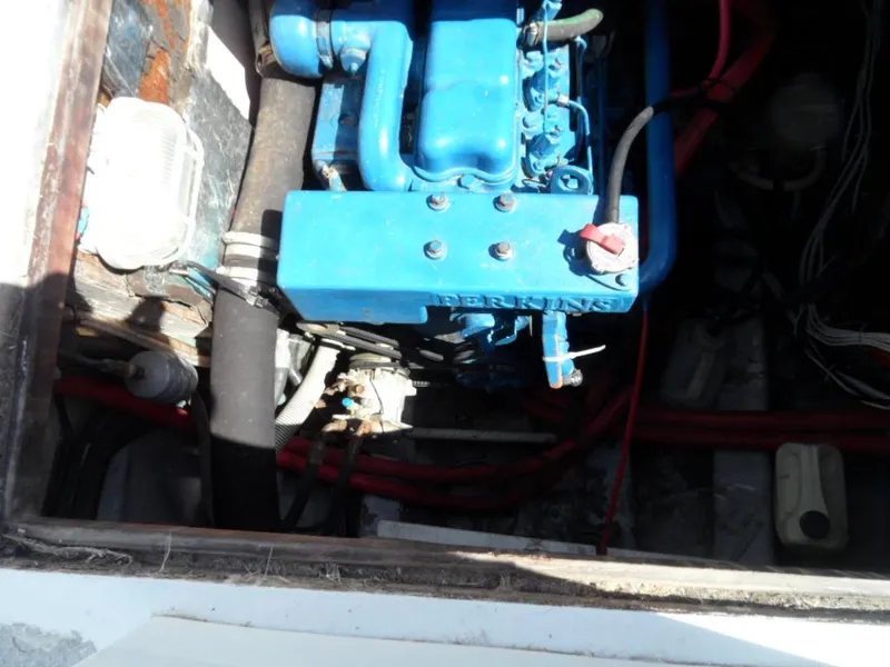 1982 Golden Wave 48 Sloop