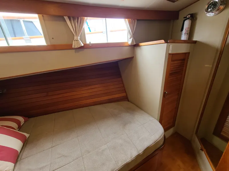 1988 Grand Banks 42 Motoryacht