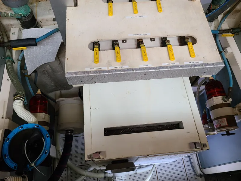 1988 Grand Banks 42 Motoryacht
