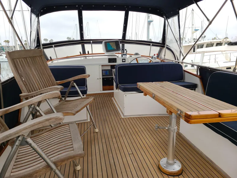 1988 Grand Banks 42 Motoryacht