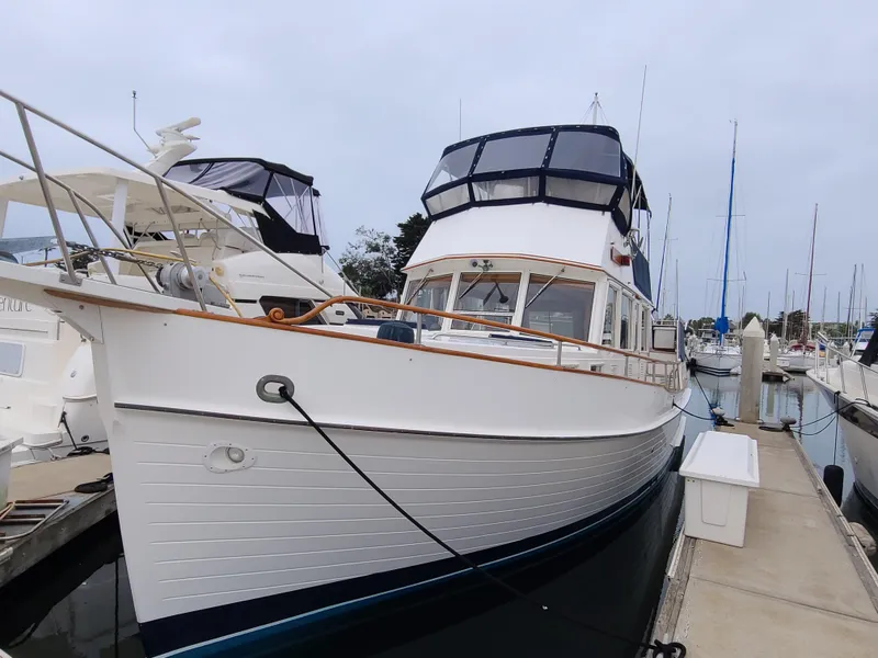 1988 Grand Banks 42 Motoryacht