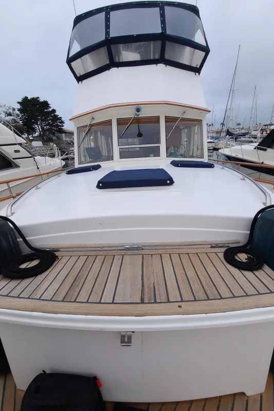 1988 Grand Banks 42 Motoryacht
