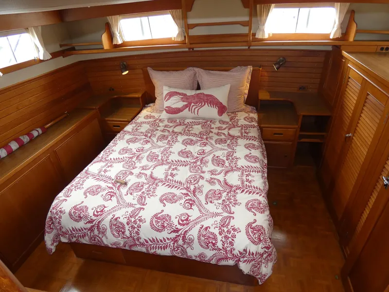 1988 Grand Banks 42 Motoryacht