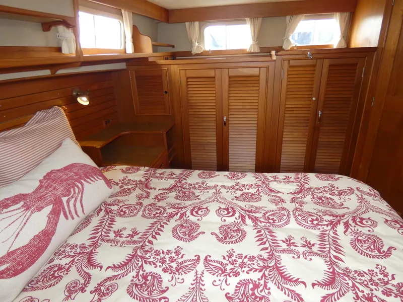 1988 Grand Banks 42 Motoryacht
